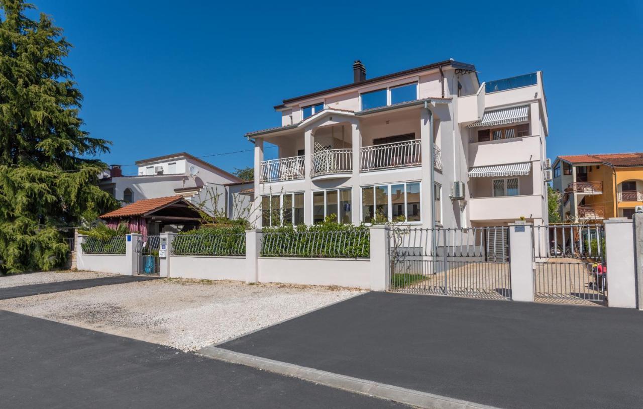 Apartments Vita Porec Exterior photo