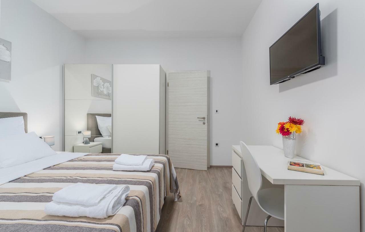 Apartments Vita Porec Exterior photo